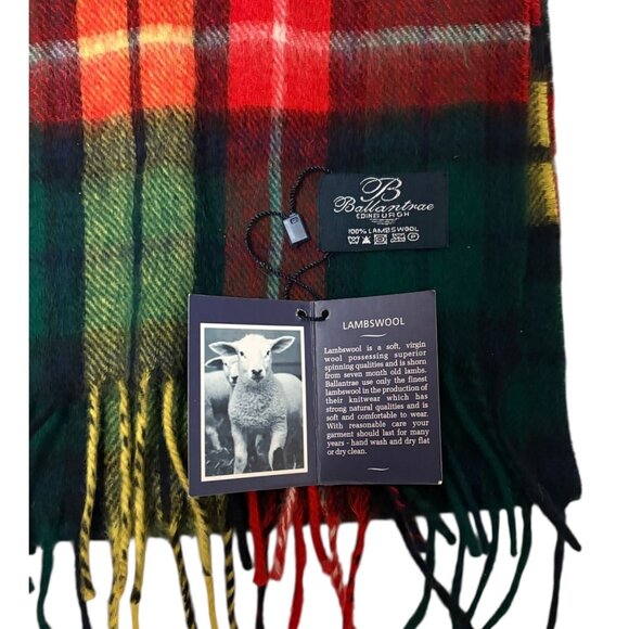 Ballantrae Edinburgh Buchanan Plaid Lambswool Scarf Fringed Hem Multicolored NWT - Picture 2 of 5